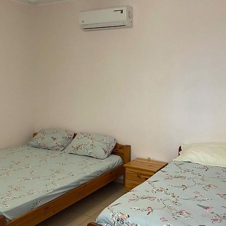 אודסה Mini-Hotel Luch מראה חיצוני תמונה
