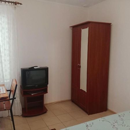 אודסה Mini-Hotel Luch מראה חיצוני תמונה