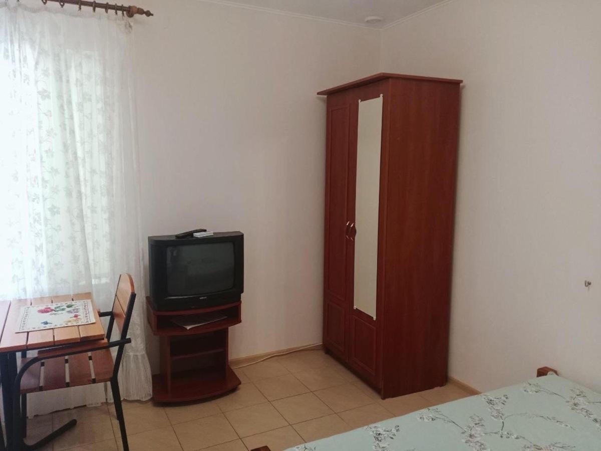 אודסה Mini-Hotel Luch מראה חיצוני תמונה